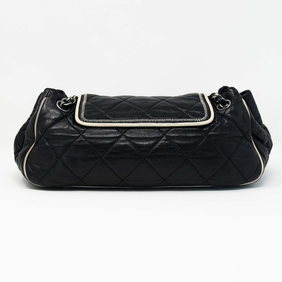 Chanel Lambskin Seasonal Flap Bag Black - Picture 5 of 13